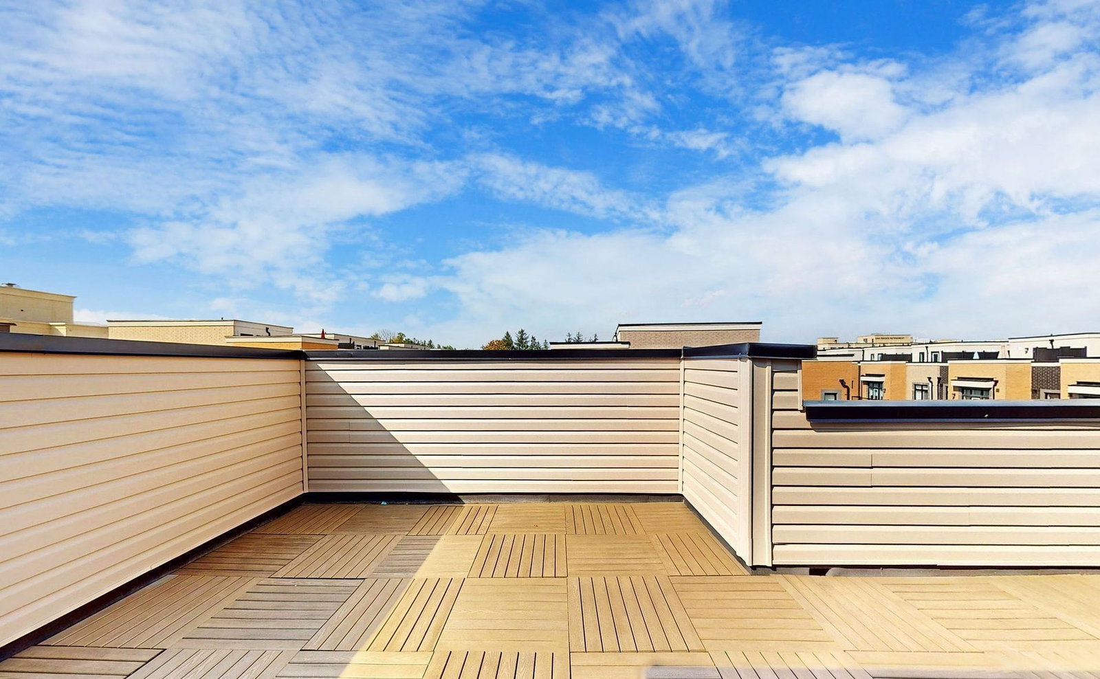 9 Phelps Ln, 9 Phelps Lane Crescent, Rooftop Deck