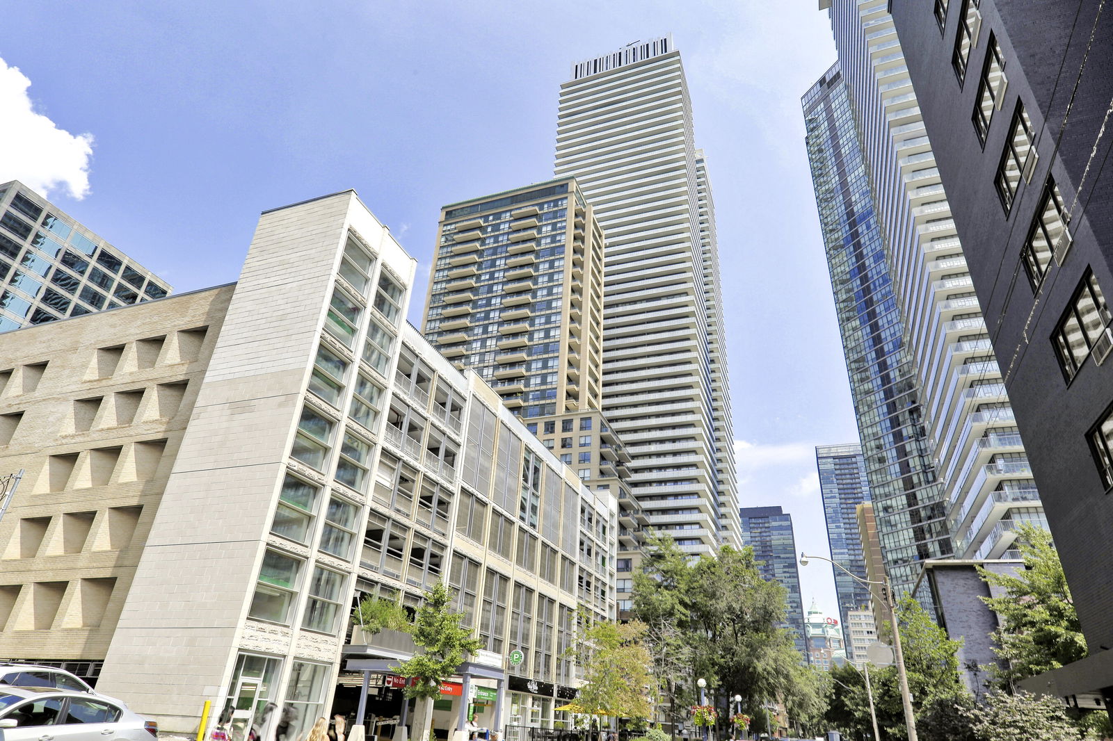 Casa II Condos, Downtown, Toronto