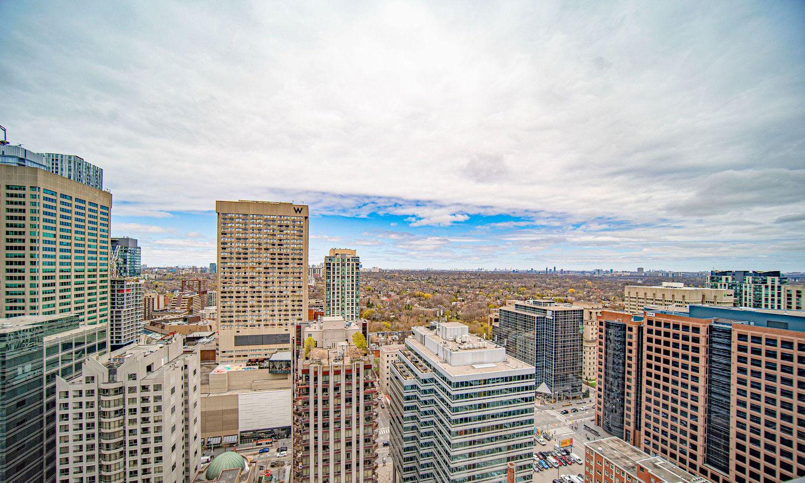 Casa II Condos, Downtown, Toronto