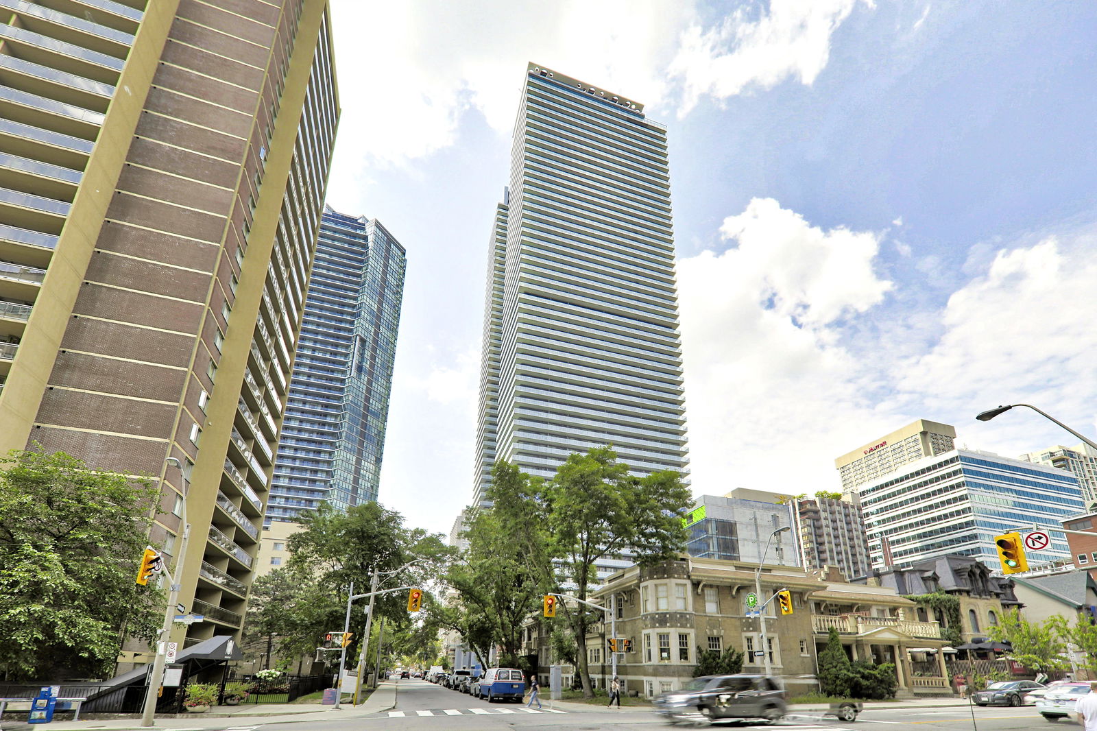 Casa III Condos, Downtown, Toronto