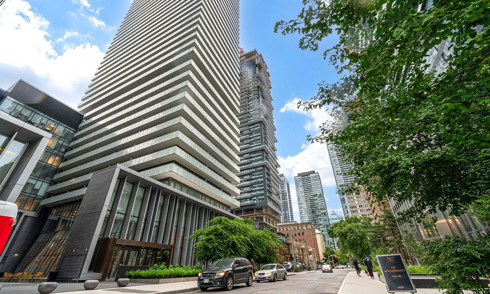 Exterior — Casa III Condos, Downtown, Toronto