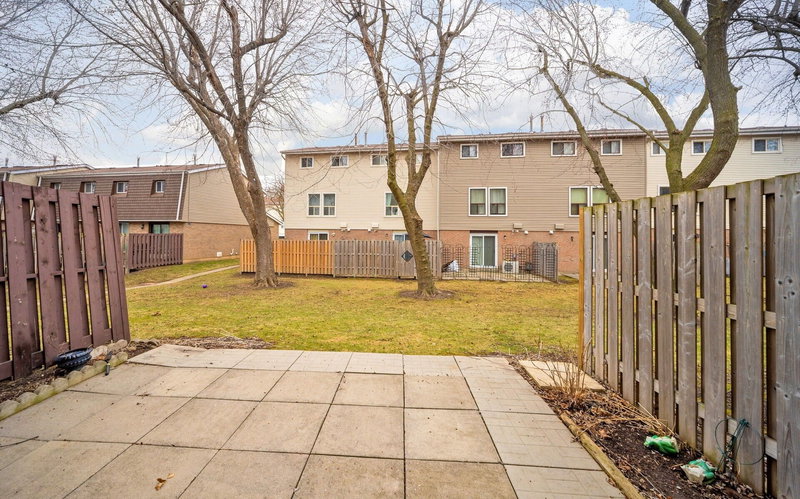 147 Enderby Crescent