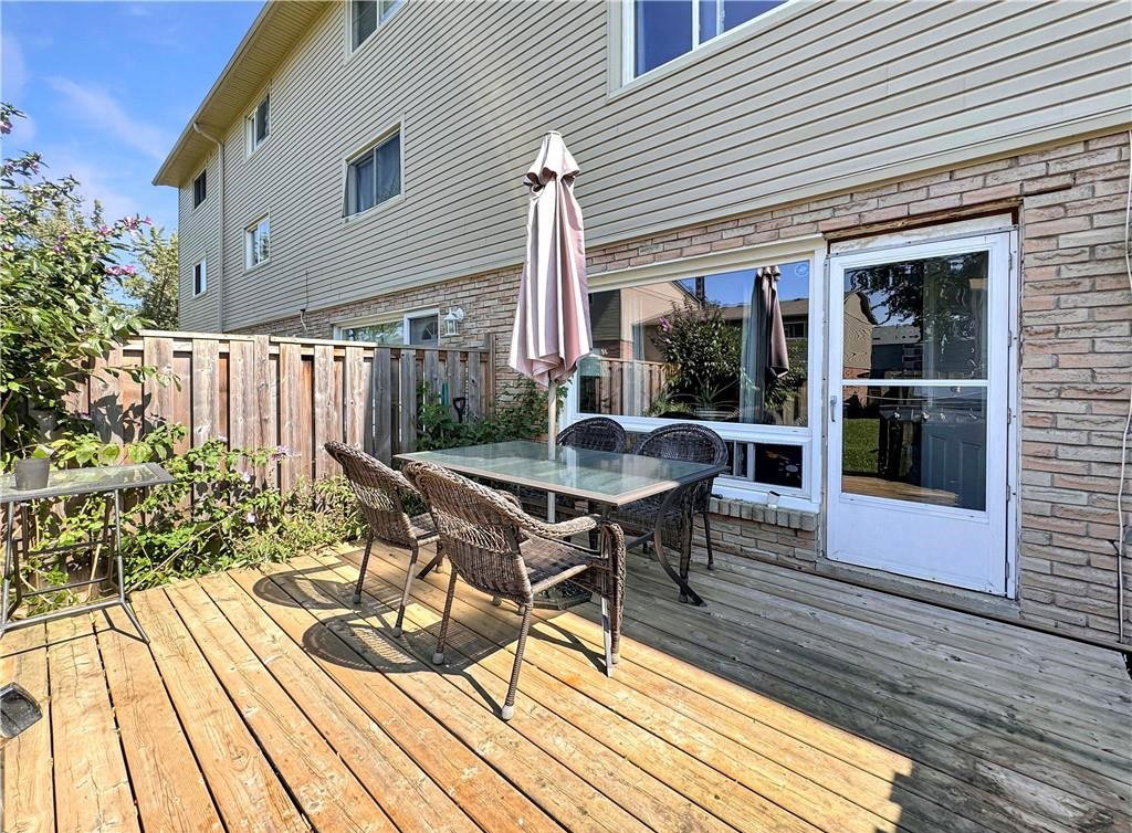 500 Grey St, 500 Grey Street, Patio