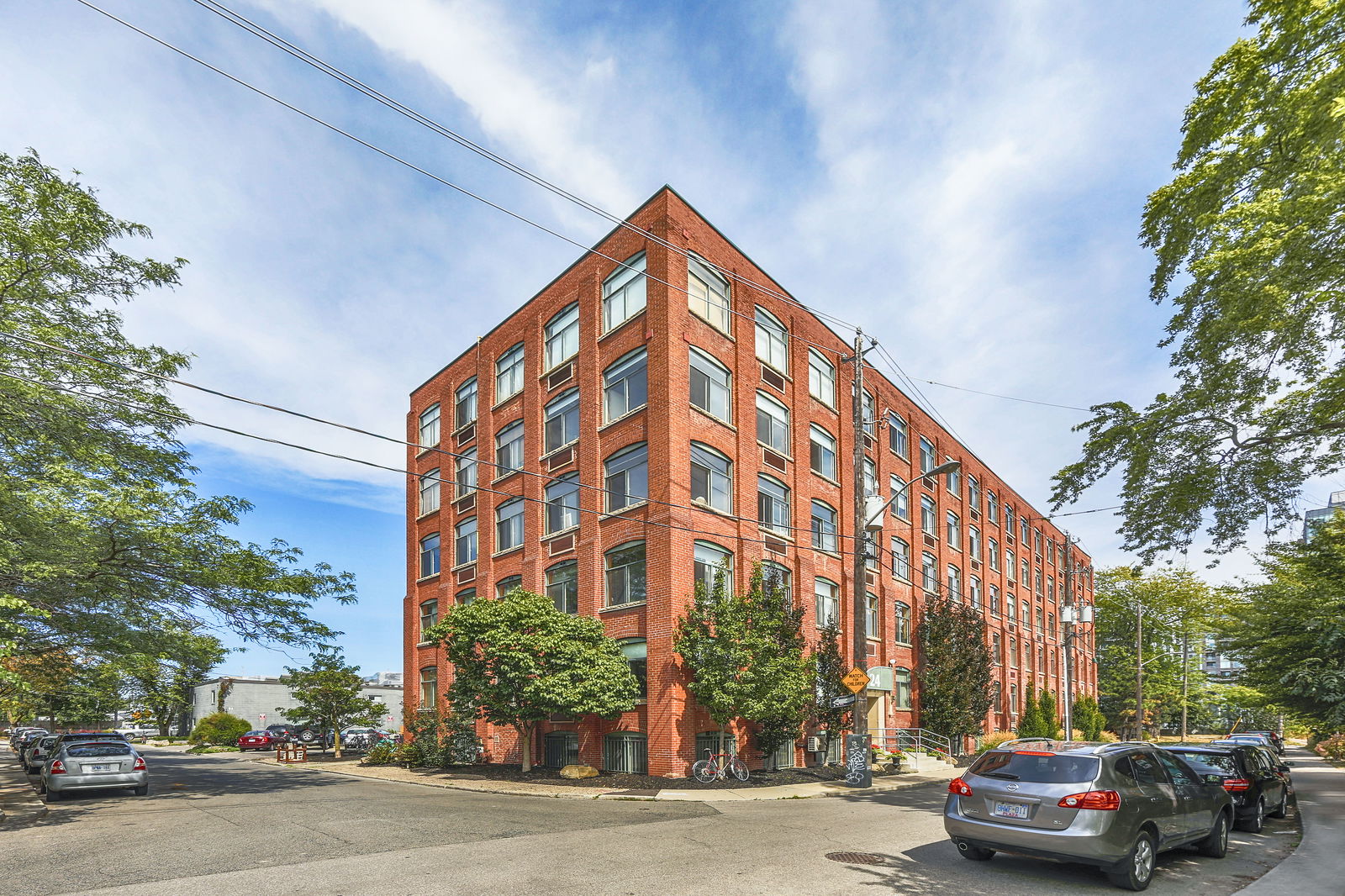 Exterior — Noble Court Lofts, West End, Toronto