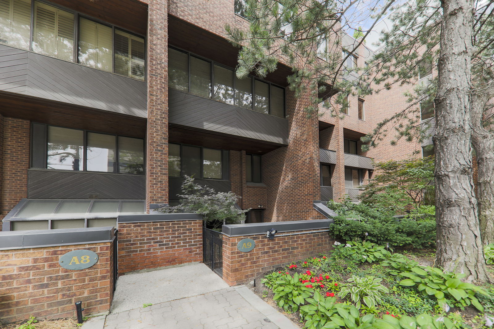 Exterior — 142 Pears Avenue Condos, Downtown, Toronto