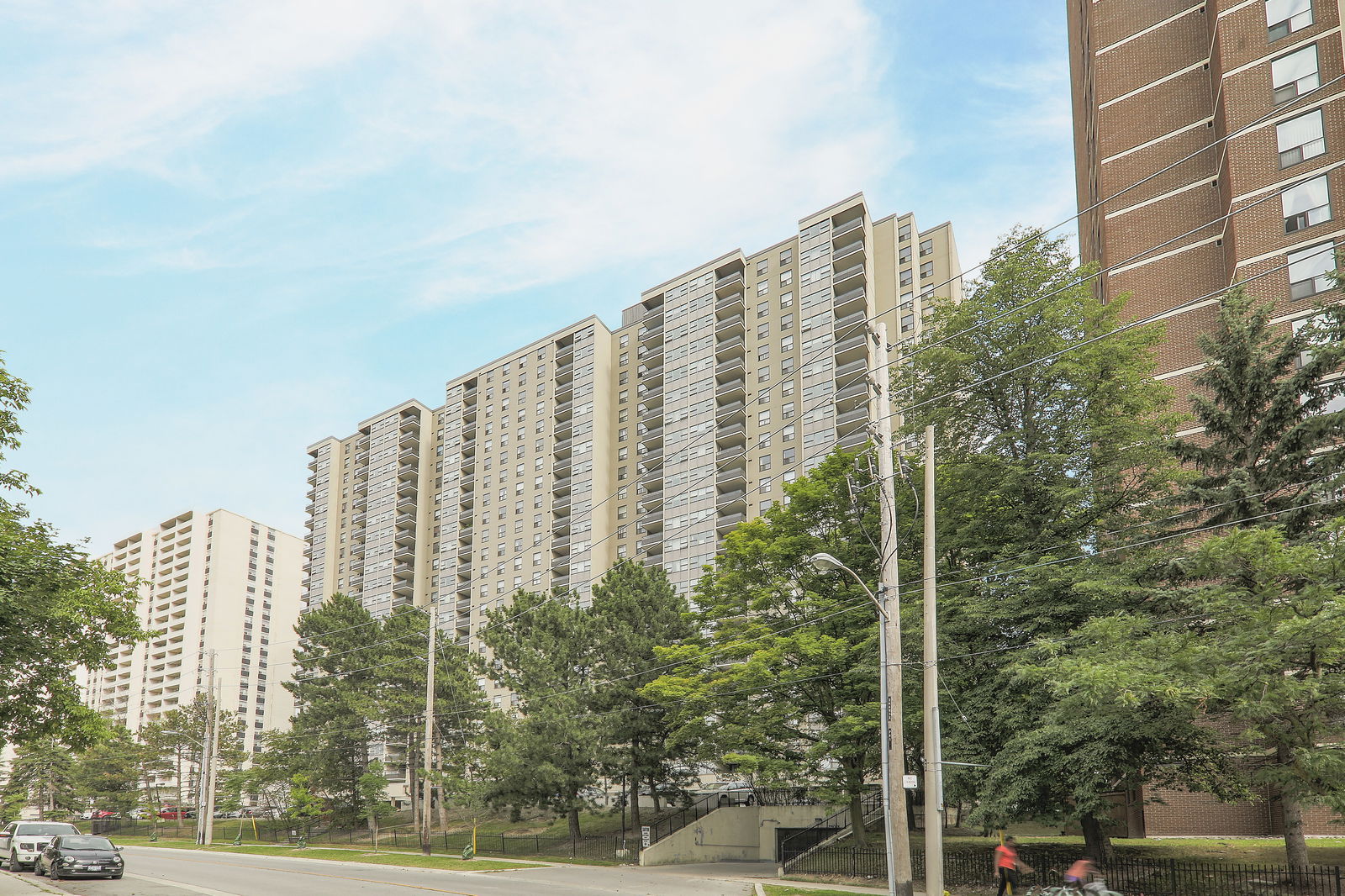 Exterior — The Winston House, York Crosstown, Toronto