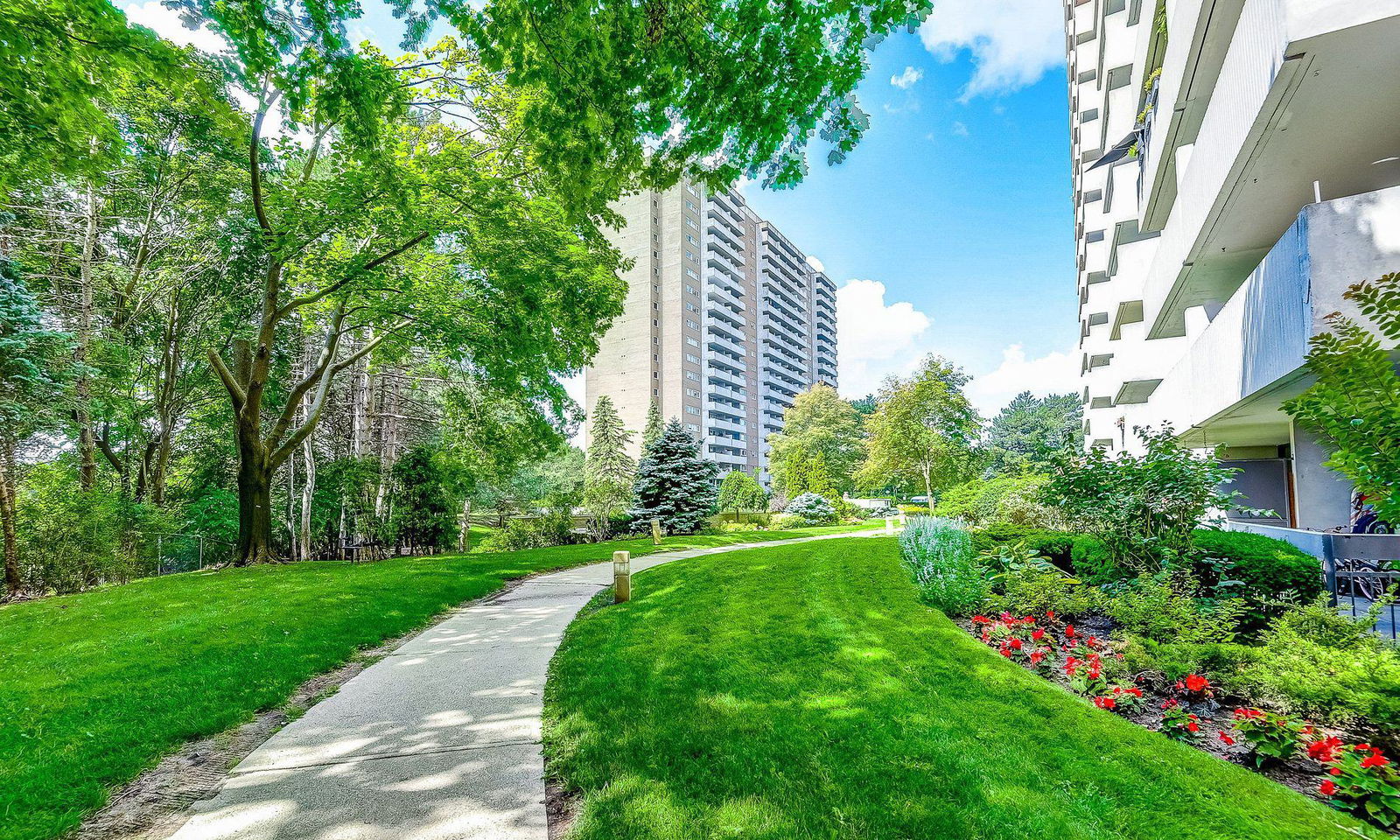 Lambton Square, York Crosstown, Toronto