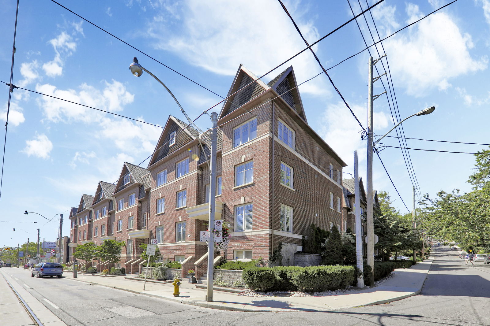 Exterior — Fallingbrook Place Condos, East End, Toronto