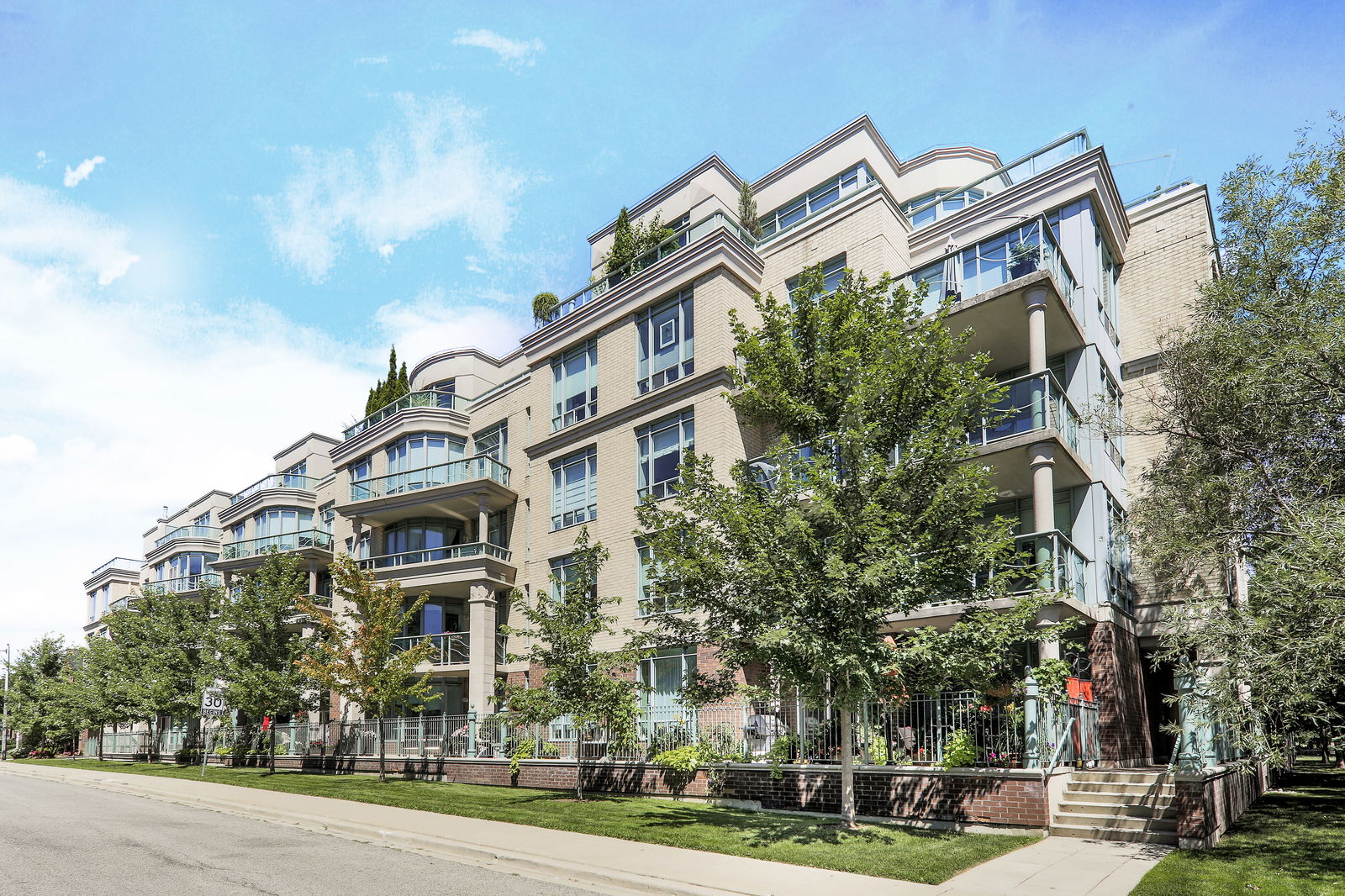 Exterior — The Boardwalk, East End, Toronto