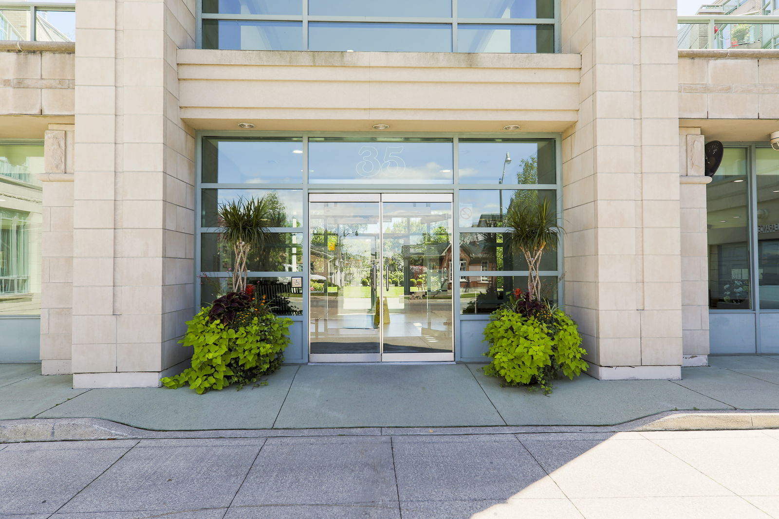 Entrance — The Boardwalk, East End, Toronto