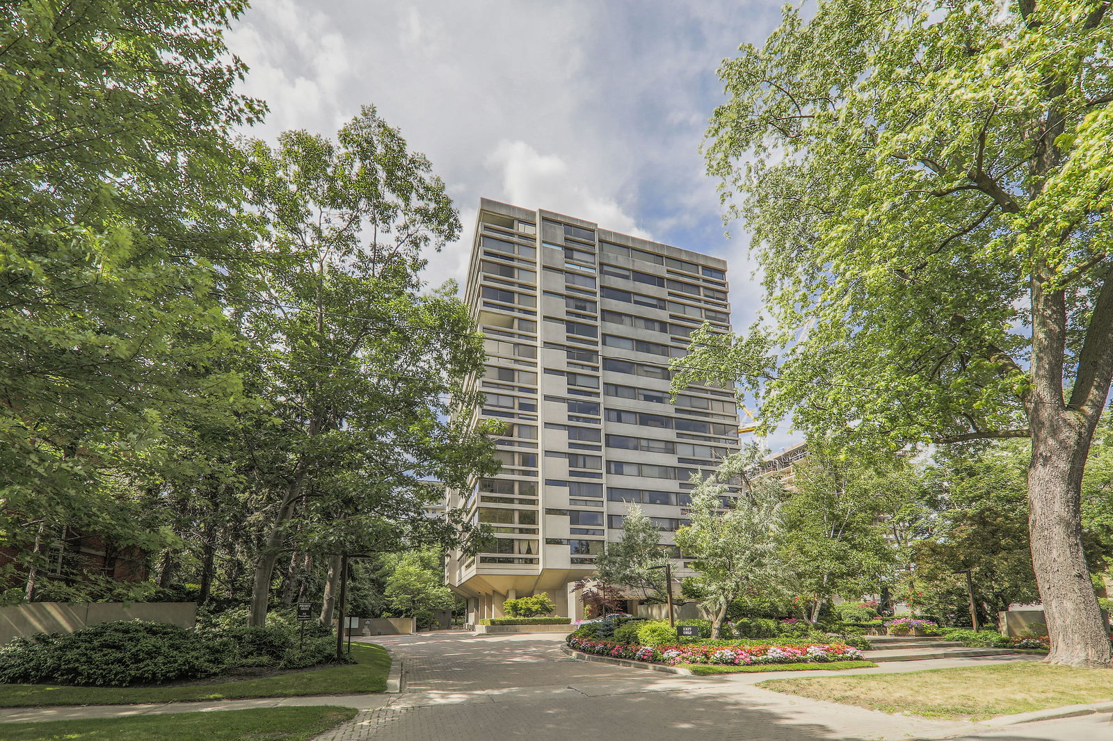 Exterior — 150 Heath Street West Condos, Midtown, Toronto