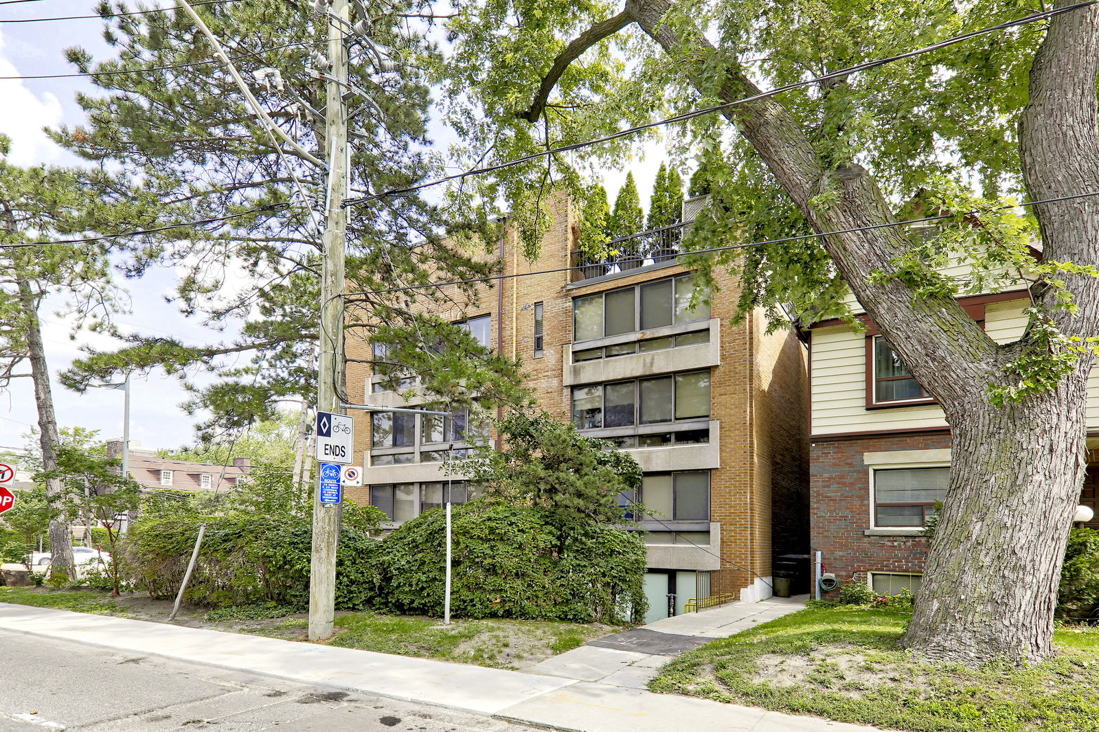 Exterior — 195 St Clair Avenue West Condos, Midtown, Toronto