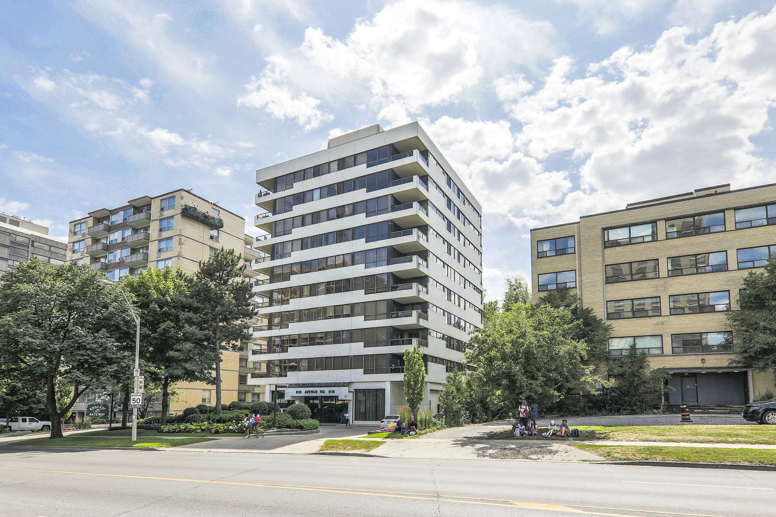 Exterior — 616 Avenue Road Condos, Midtown, Toronto