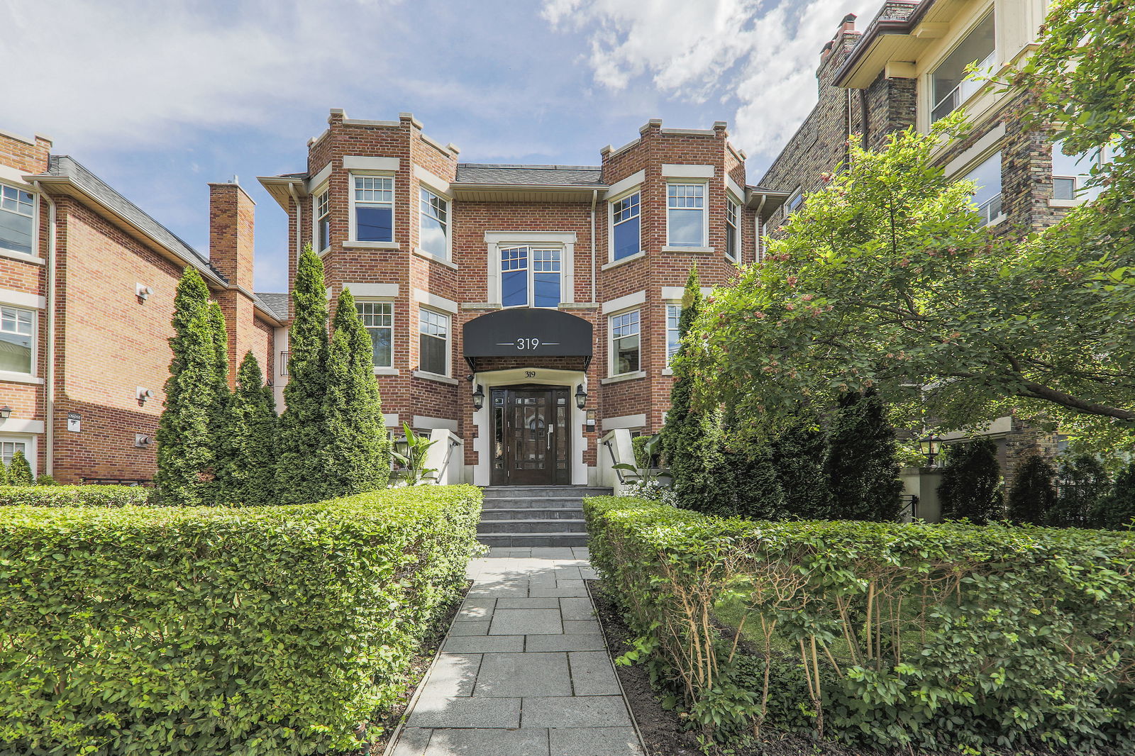 Exterior — Condominiums Of Forest Hill Village, Midtown, Toronto