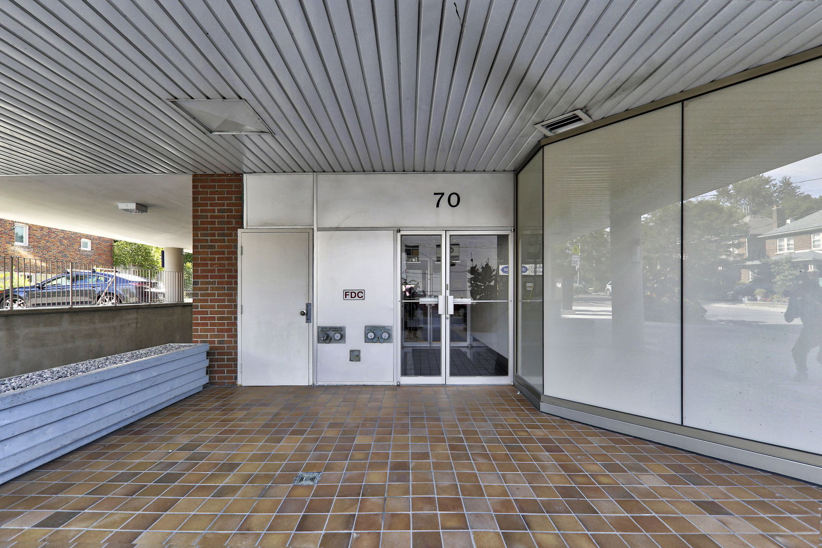 Entrance — 70 Elmsthorpe ave, Midtown, Toronto