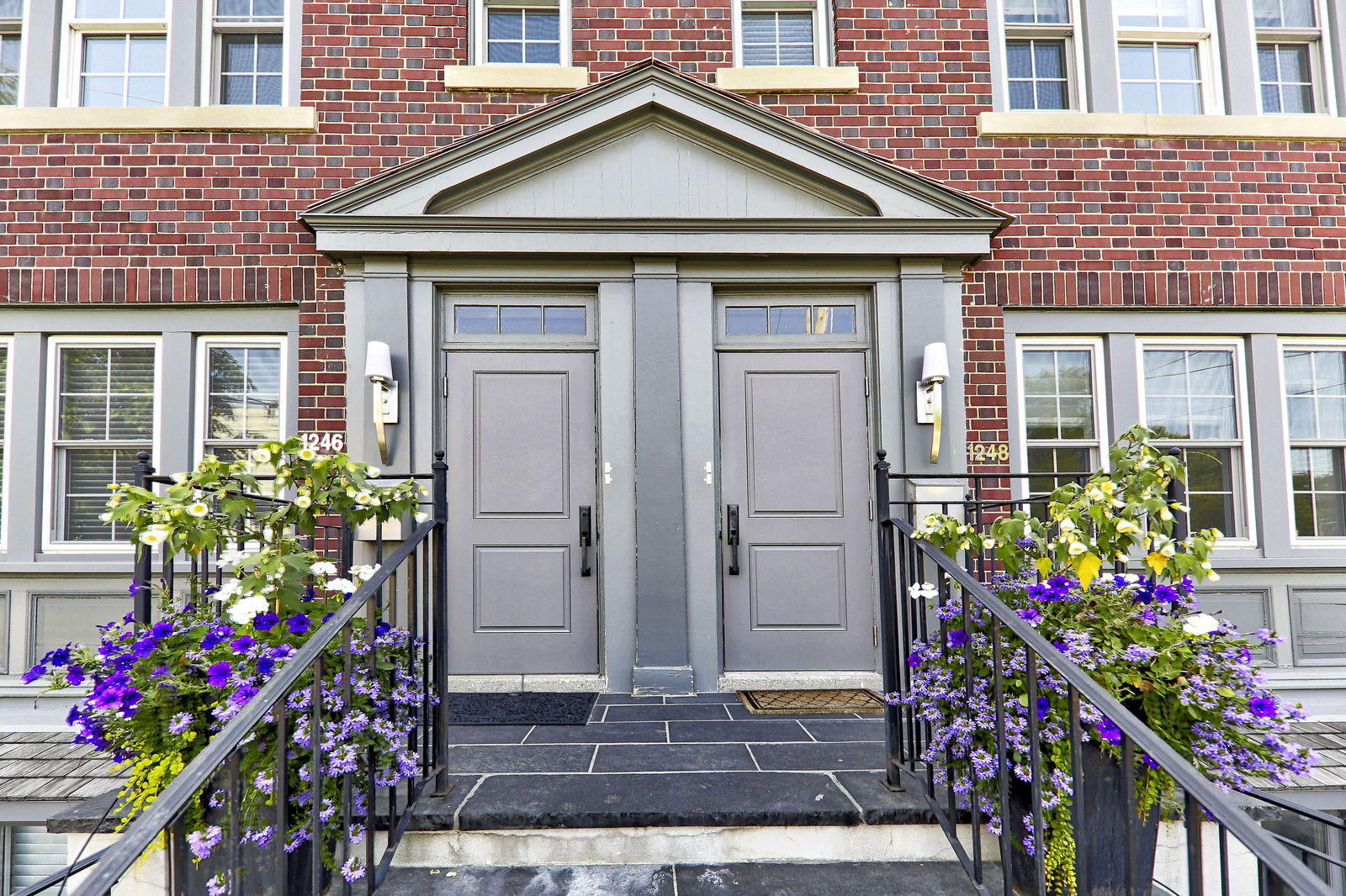 Entrance — Lytton Park Suites, Midtown, Toronto