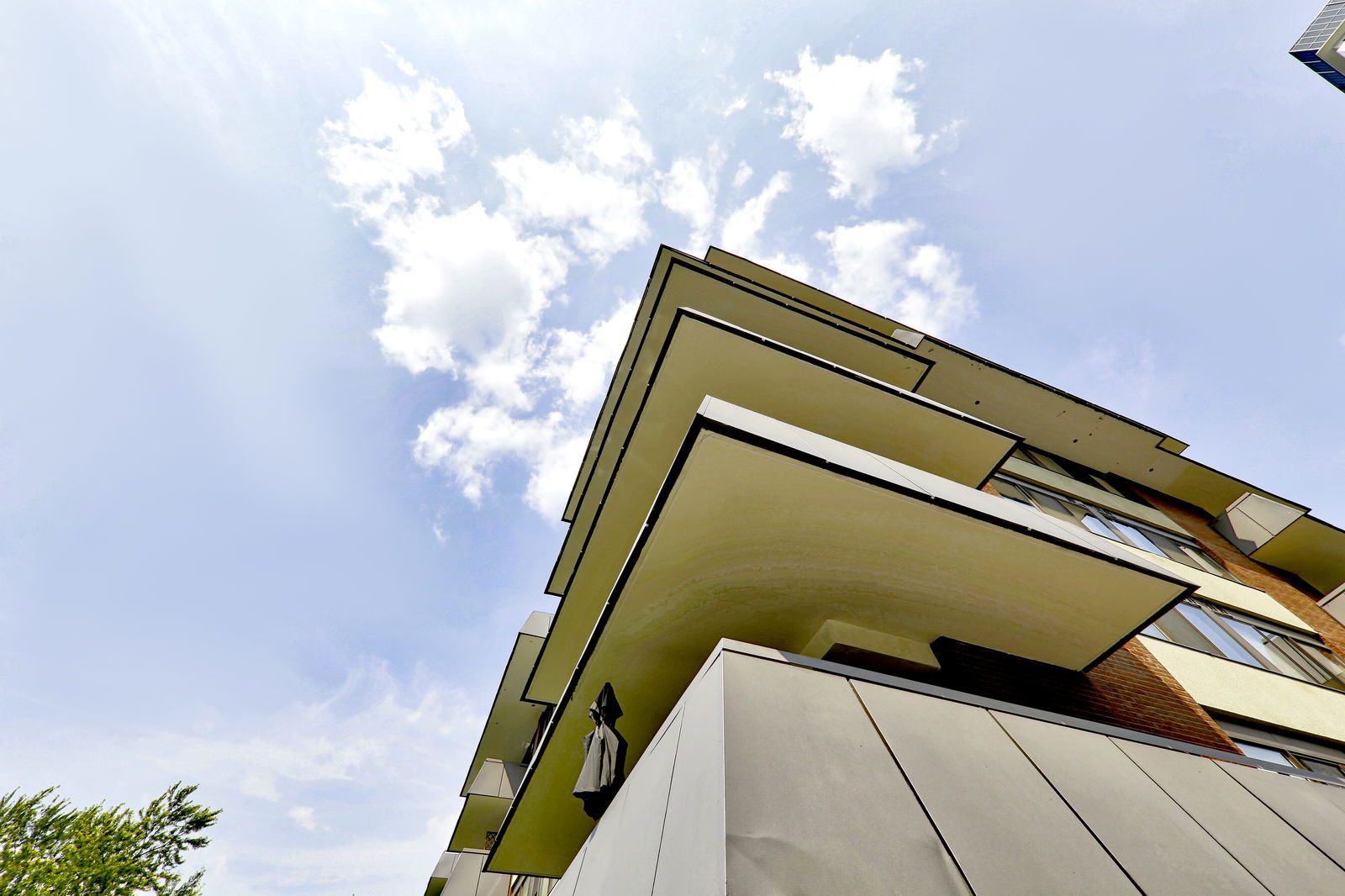 Exterior Sky — 70 Erskine Avenue Condos, Midtown, Toronto