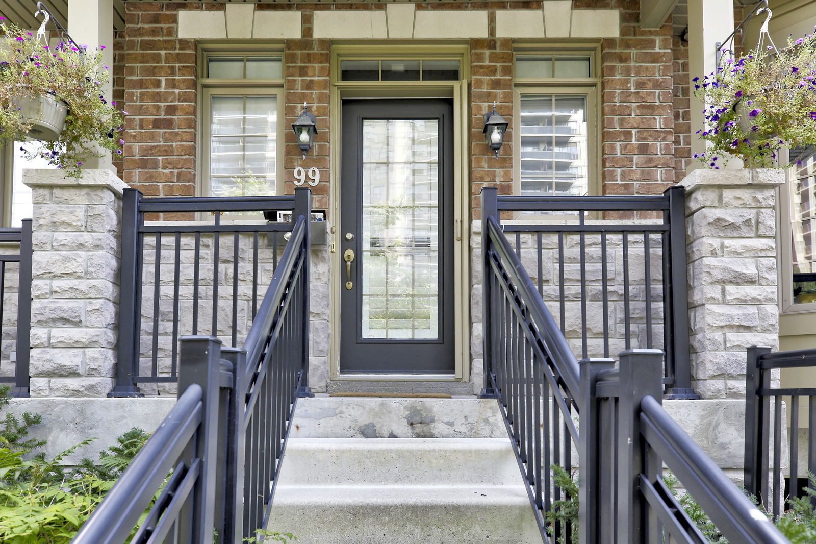 Entrance — Erskine Avenue Townhouses, Midtown, Toronto